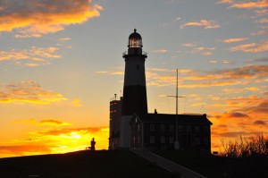 lighthouse-sunrise